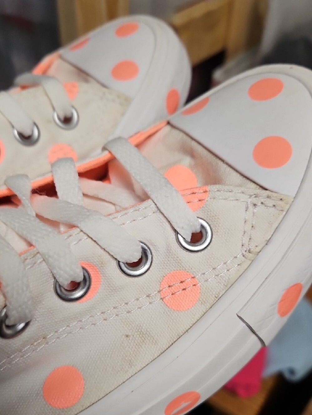 Converse White Canvas Sneakers with Coral Polka Dots - Picture 6 of 7